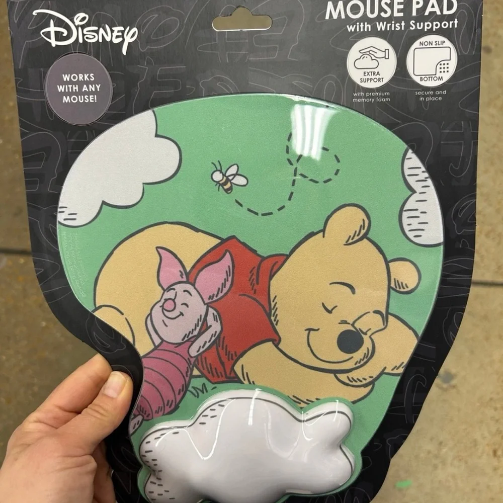 NWT Disney Winnie the Pooh mouse pad